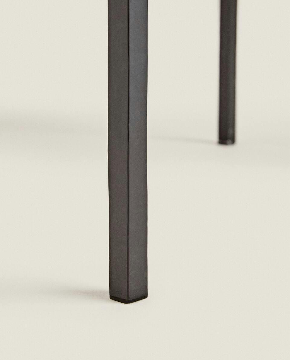 METAL STOOL WITH CUSHION