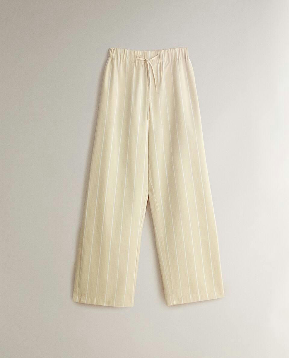 TROUSERS WITH THIN STRIPES