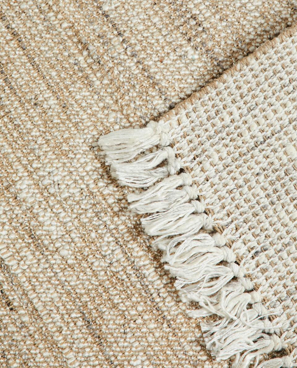 NON-SLIP FRINGED JUTE RUG