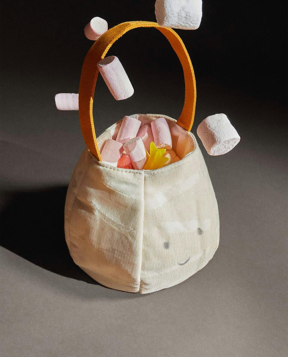 KIDS’ HALLOWEEN MUMMY CANDY BAG