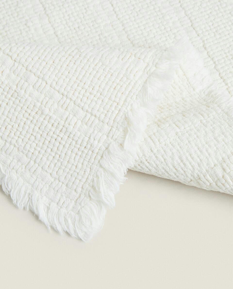 NON-SLIP LATTICE-DESIGN BATH MAT