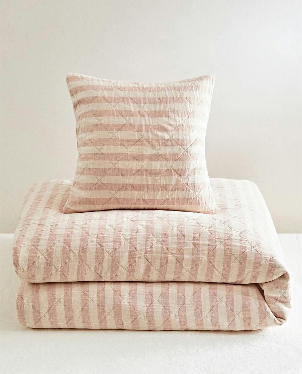 DYED THREAD STRIPED BEDSPREAD
