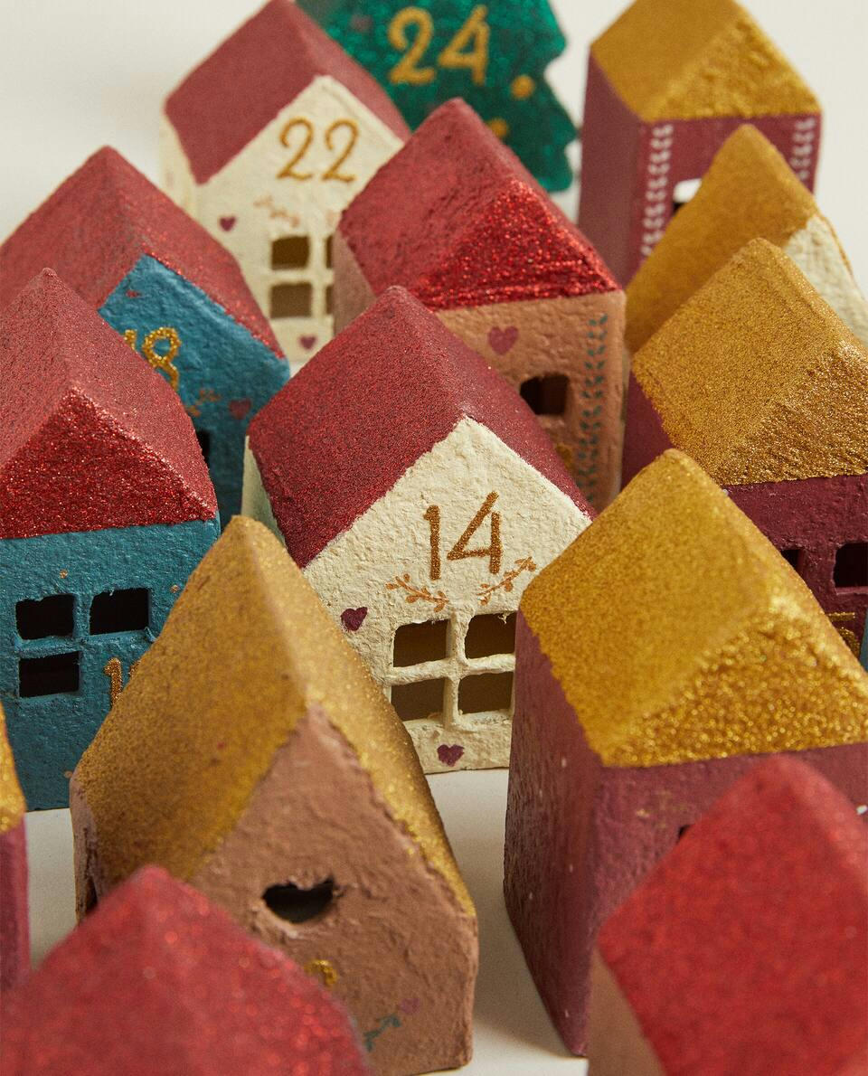 CHRISTMAS ADVENT CALENDAR WITH PAPER M?CHé HOUSES