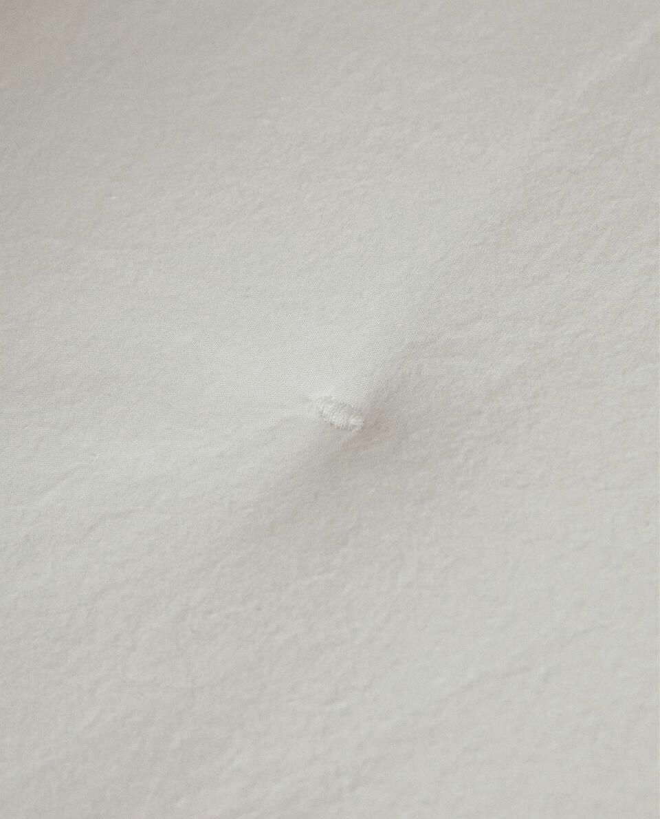 DOTTED CUSHION COVER