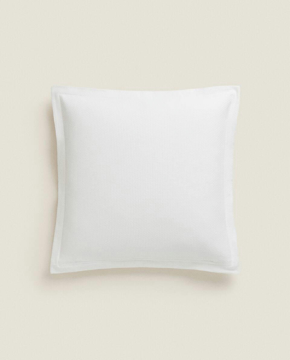 TEXTURED CUSHION COVER