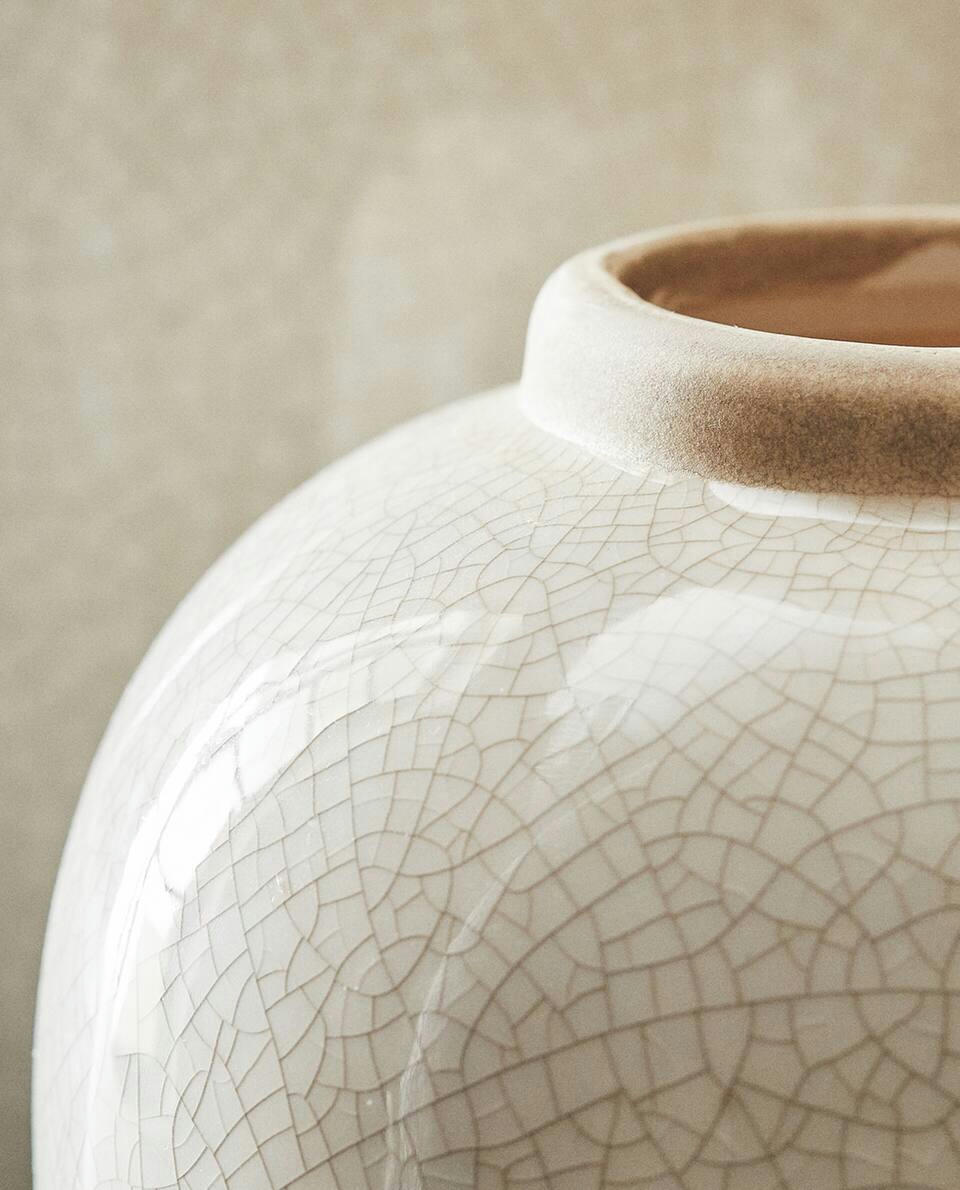CRACKLED VASE