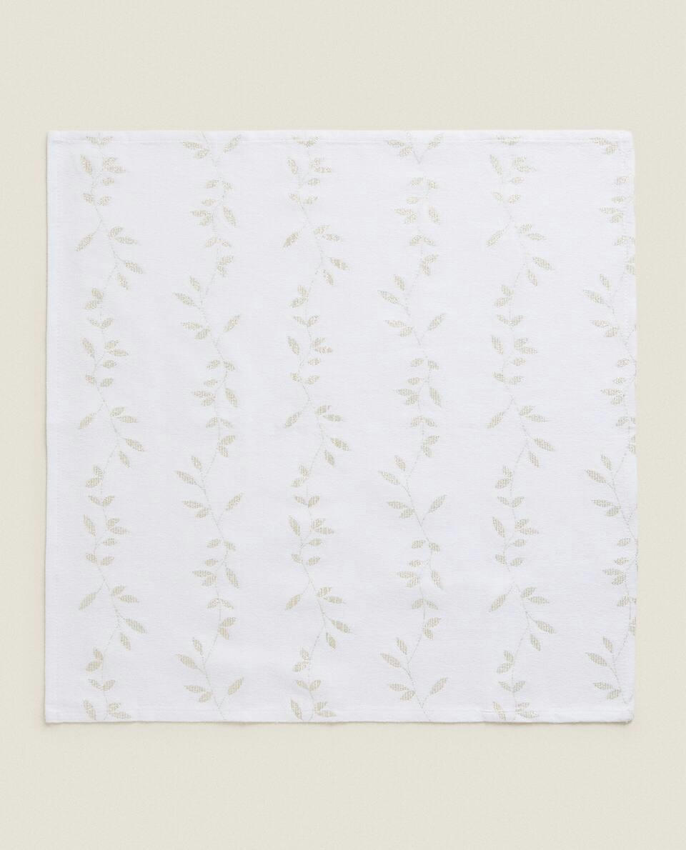 PACK OF CHRISTMAS LEAF COTTON NAPKINS (PACK OF 2)