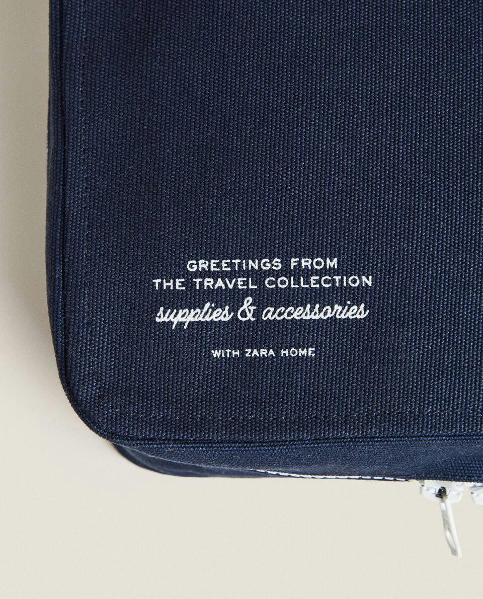 SAINT-LAZARE TRAVEL TOILETRY BAG