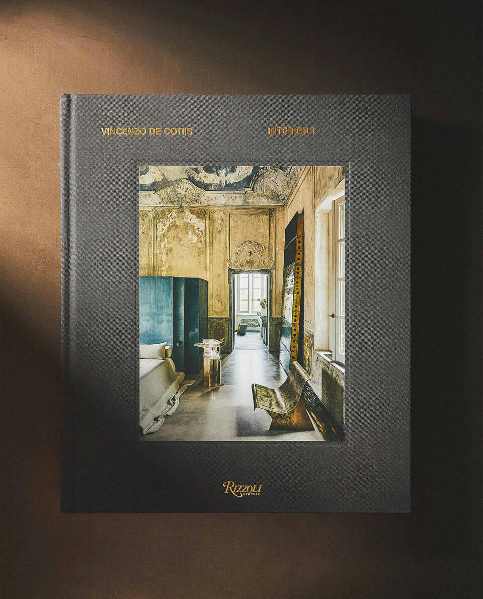 VICENZO DE COTIIS INTERIORS