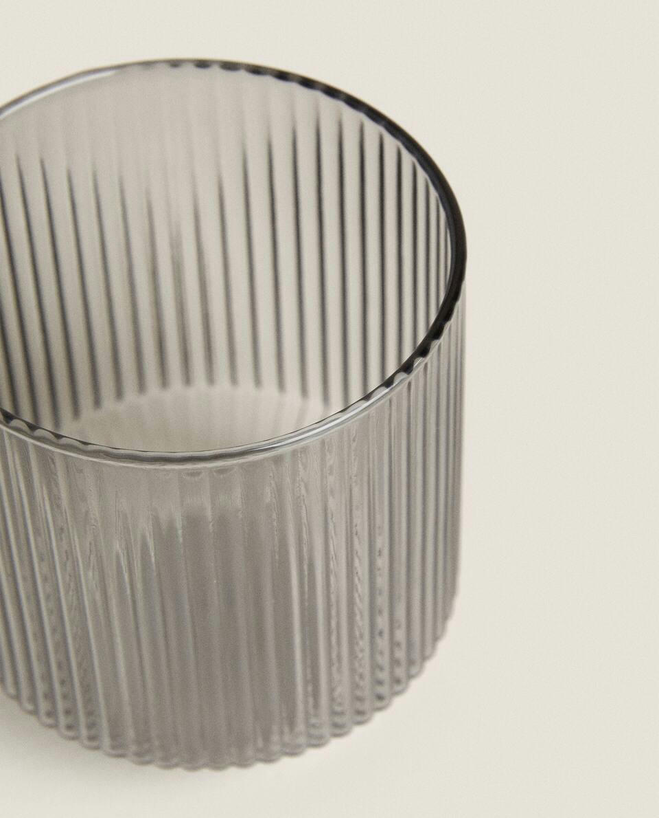 BOROSILICATE GLASS TUMBLER WITH RAISED LINES