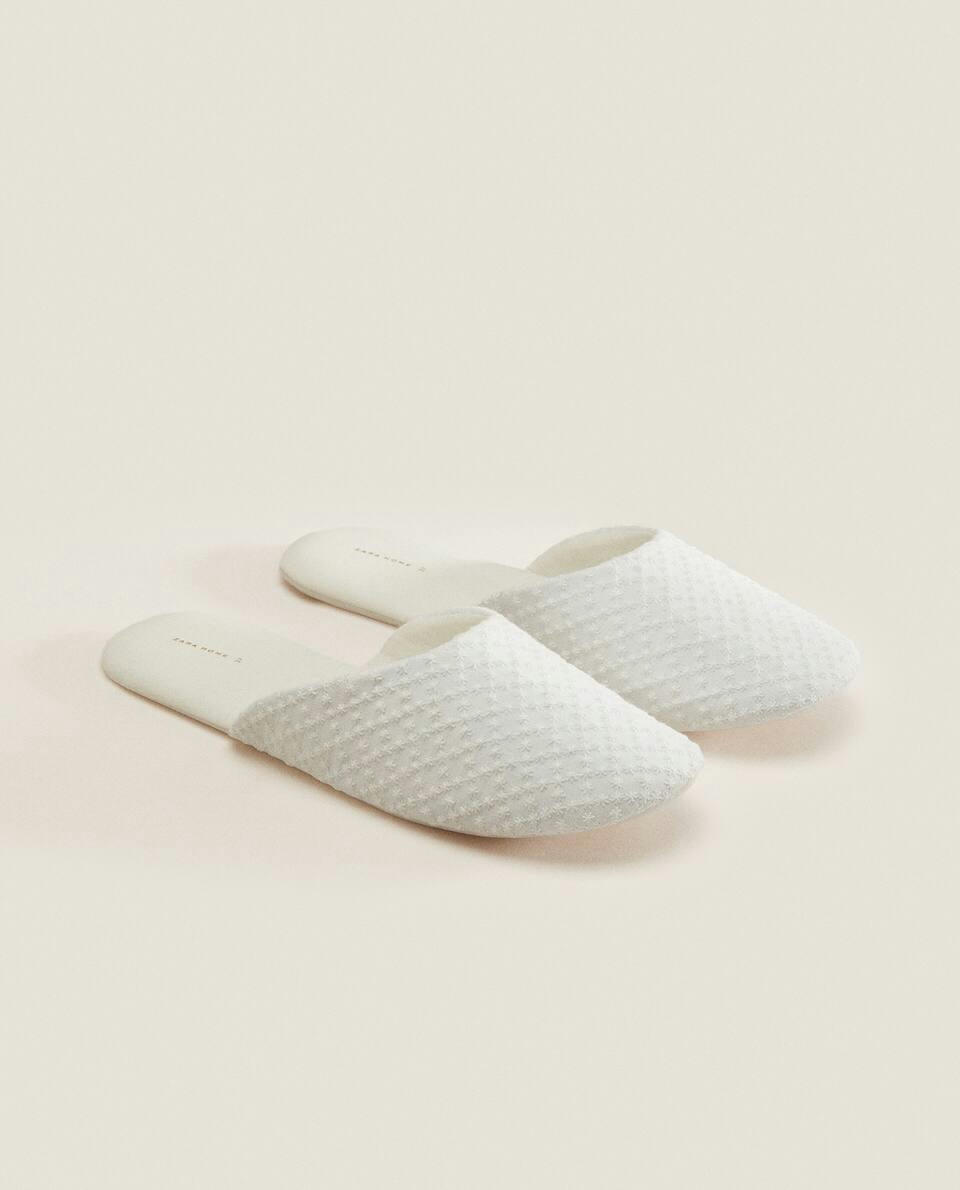 EMBROIDERED FABRIC SLIPPERS