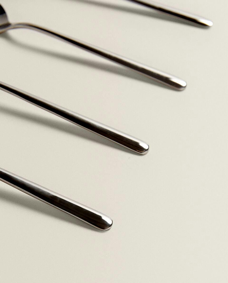 BOX OF 4 SHINY STEEL DESSERT SPOONS