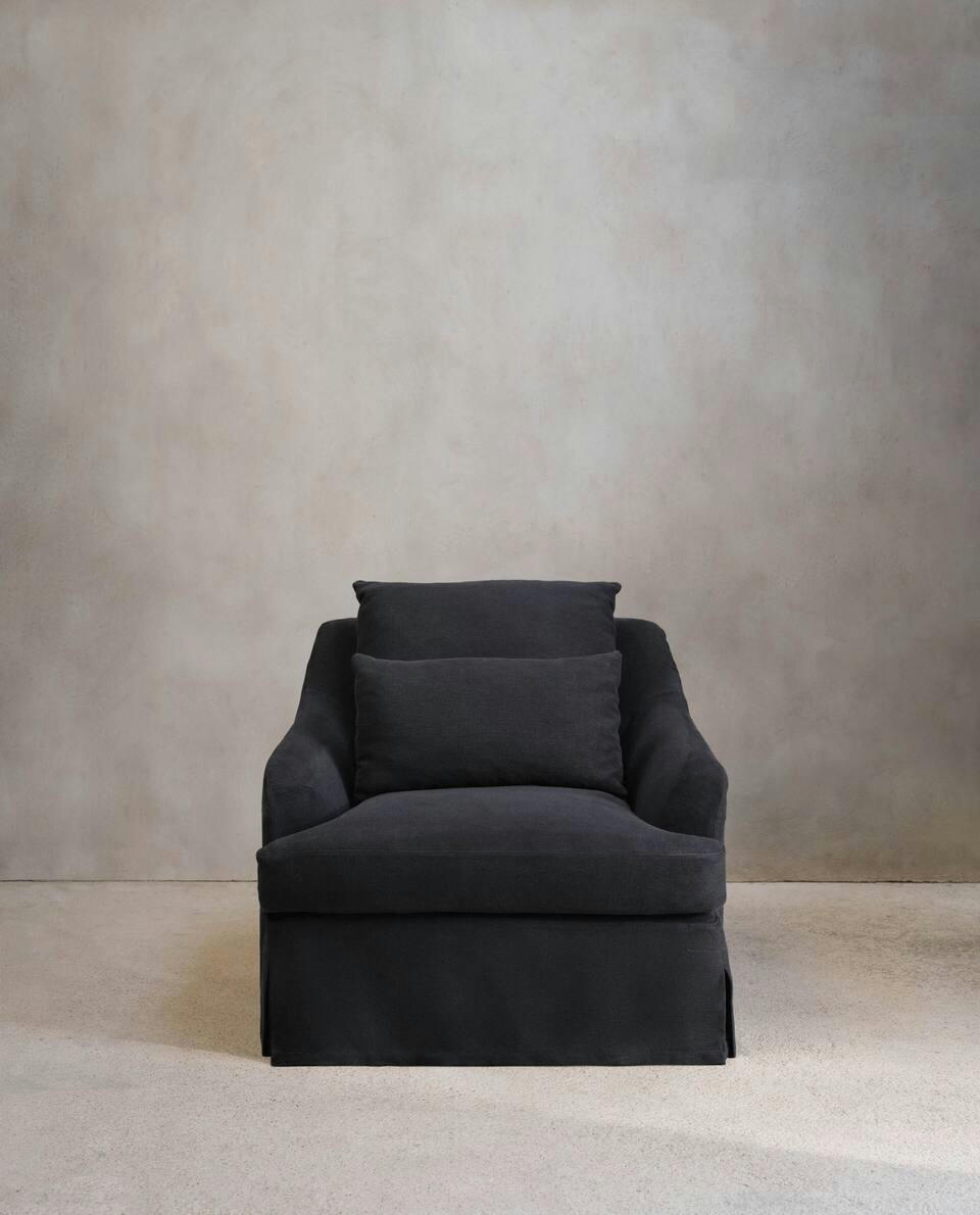 ARMCHAIR 01