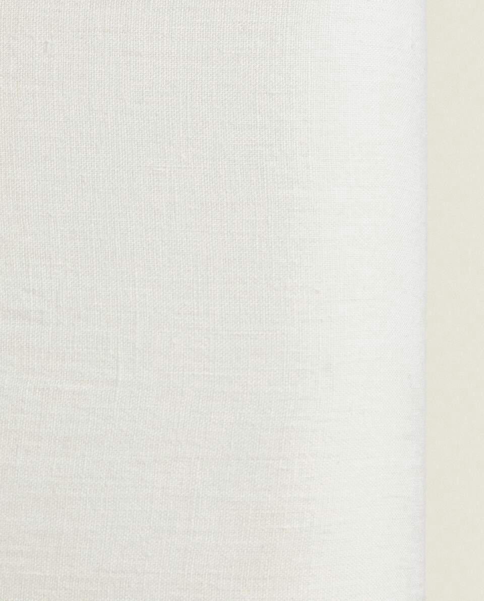 HEADBOARD WITH LINEN COVER