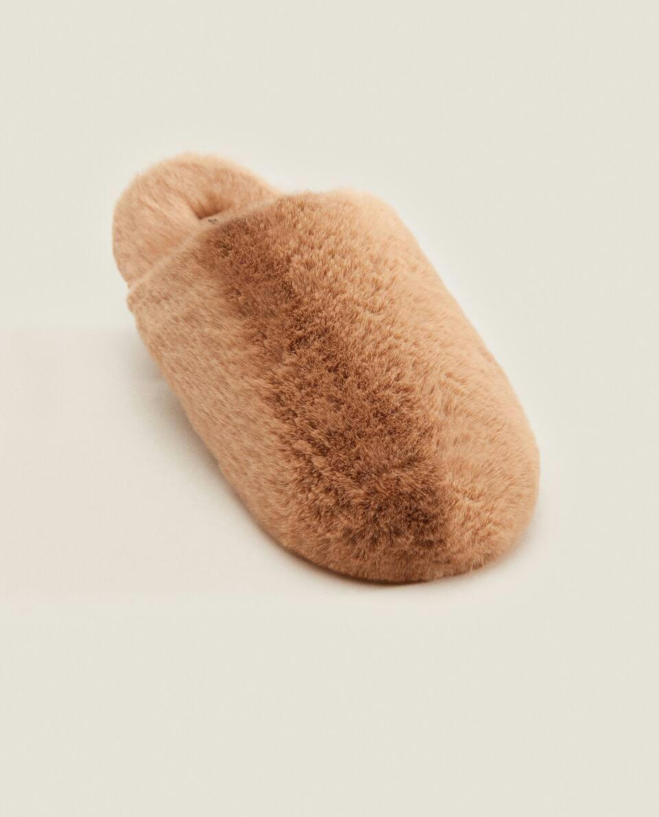 FAUX FUR MULE SLIPPERS