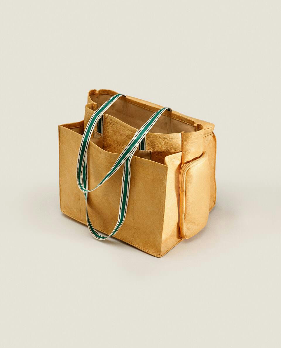 SHOPPING BAG WITH PAPER COMPARTMENTS