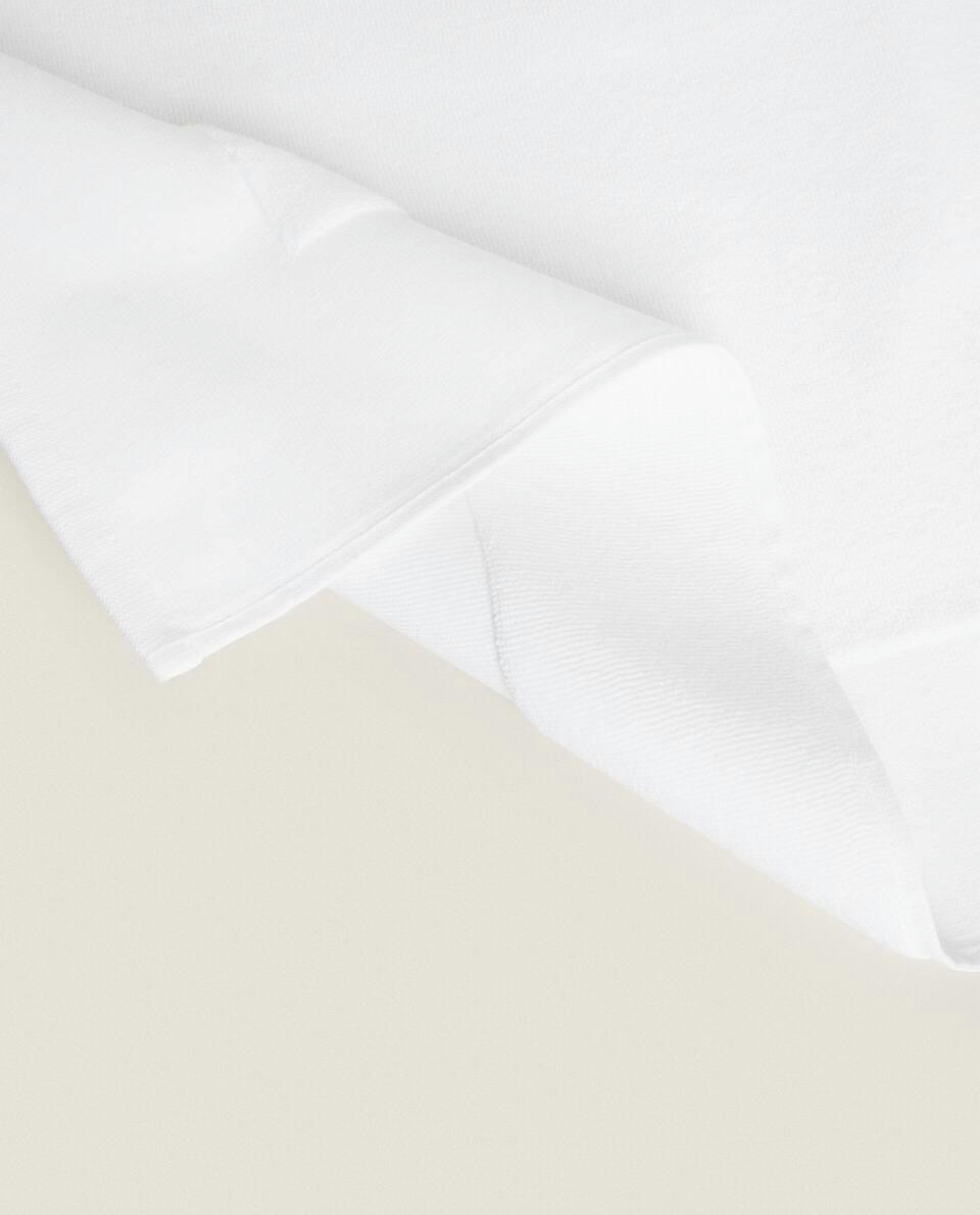 BATH MAT WITH WIDE EDGE