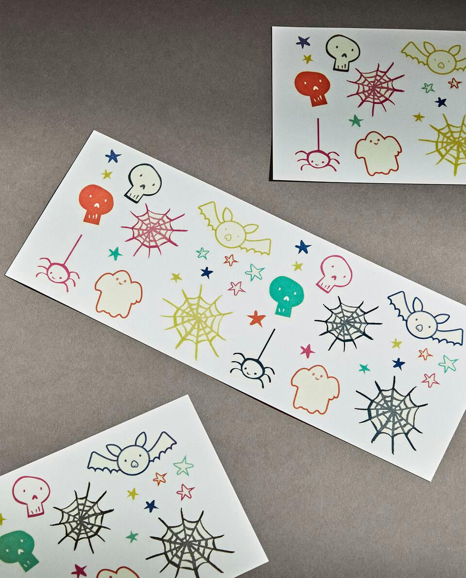 SET OF KIDS’ HALLOWEEN TEMPORARY TATTOOS