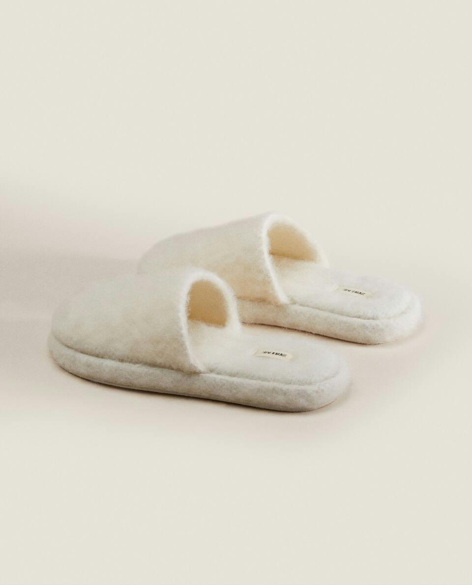 WARM WOOL BLEND SLIPPERS