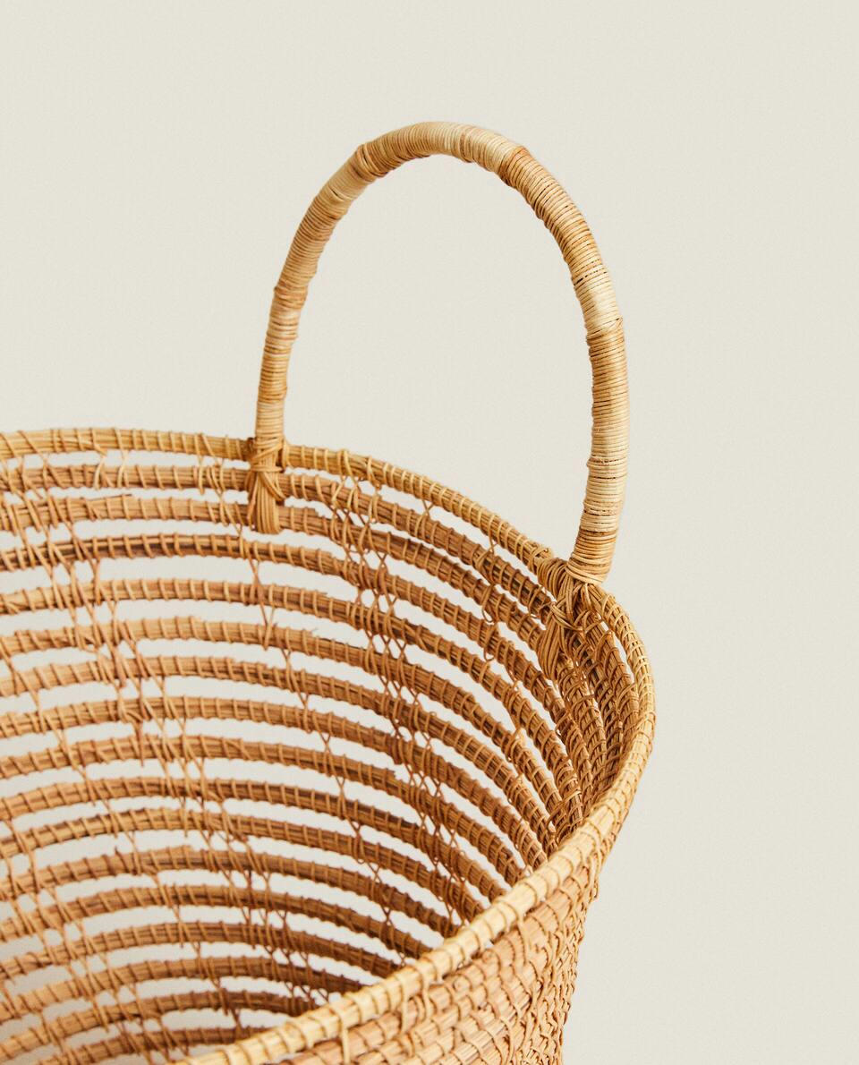 CYLINDRICAL BASKET