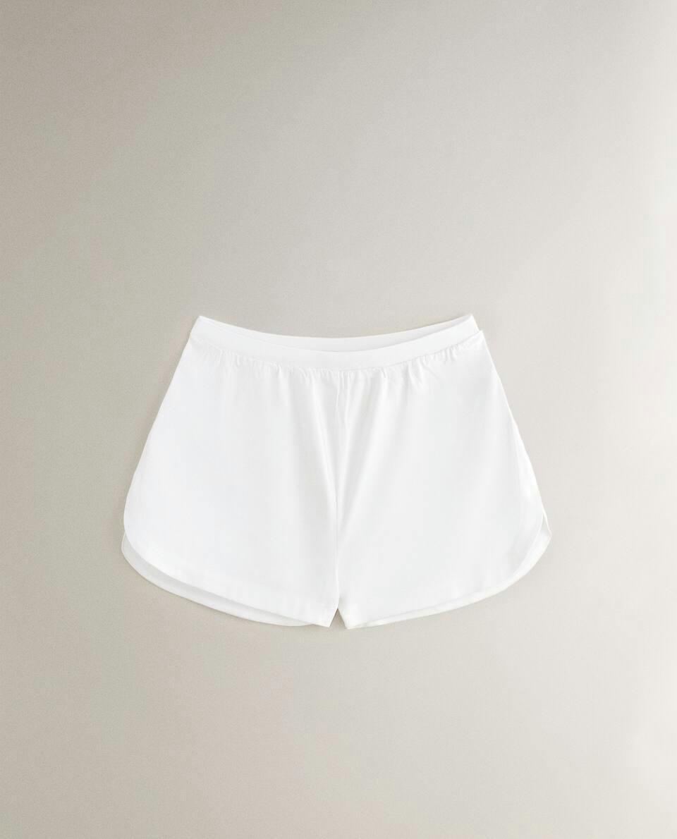 SOFT-TOUCH WHITE SHORTS