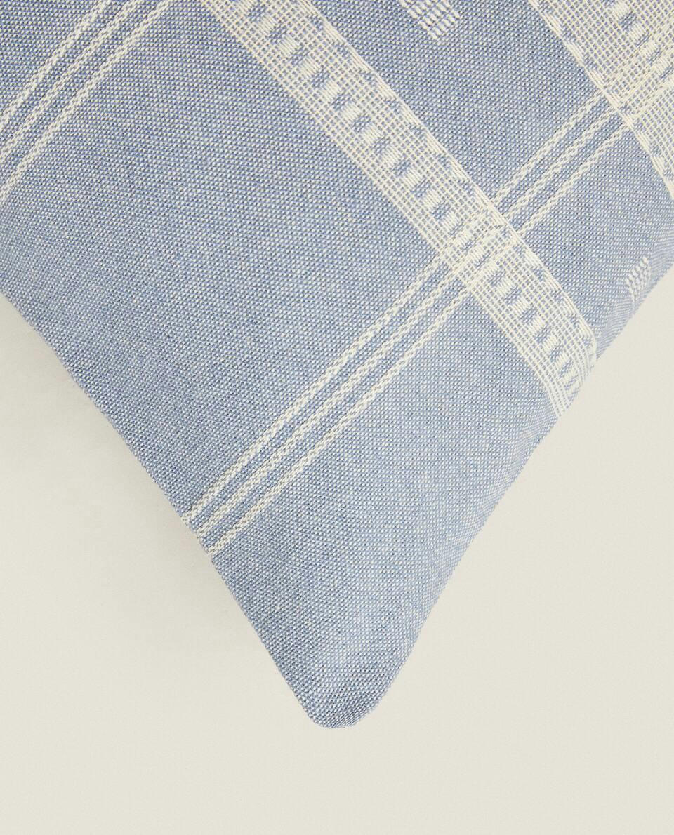 GEOMETRIC JACQUARD CUSHION COVER