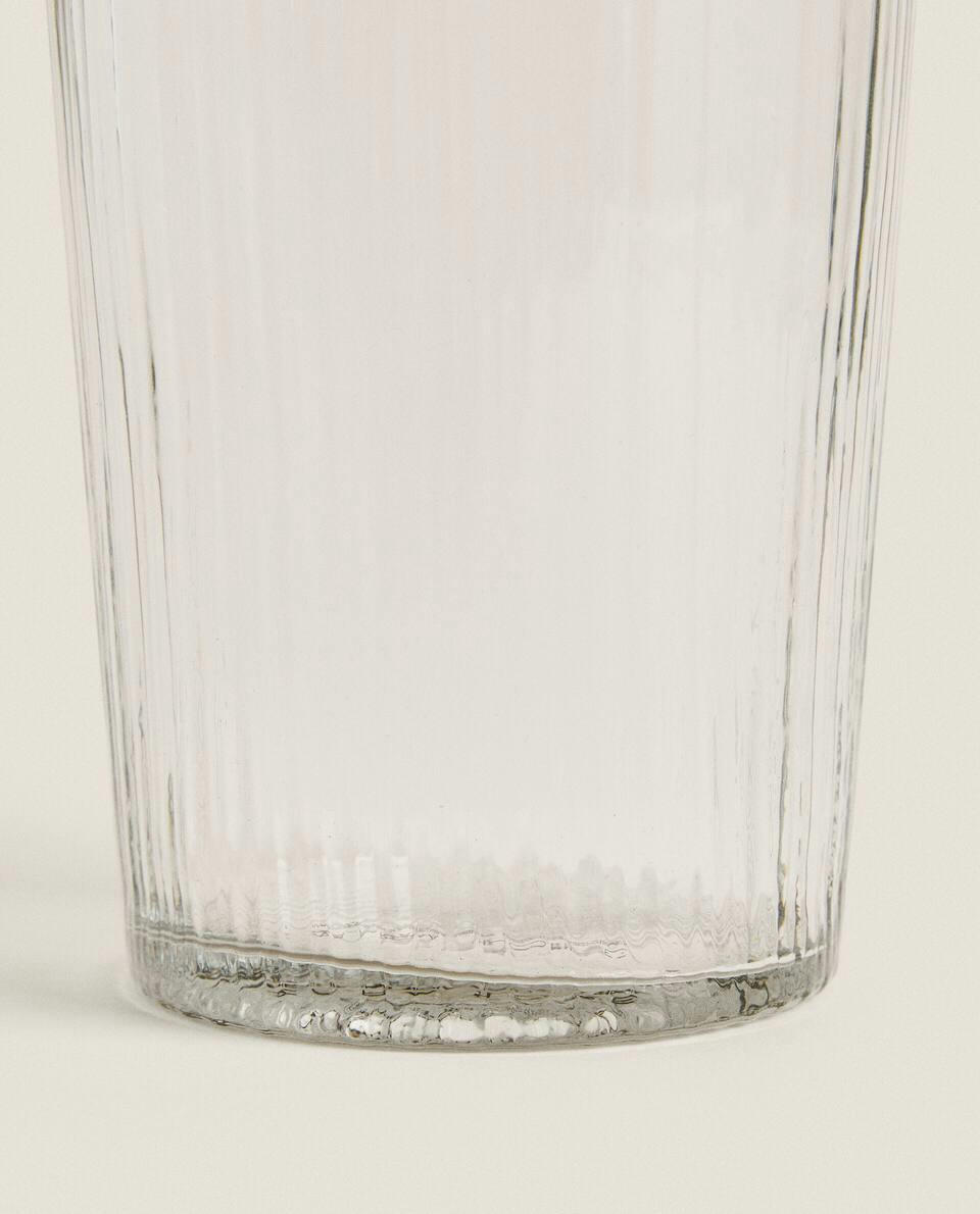 THICK GLASS VASE
