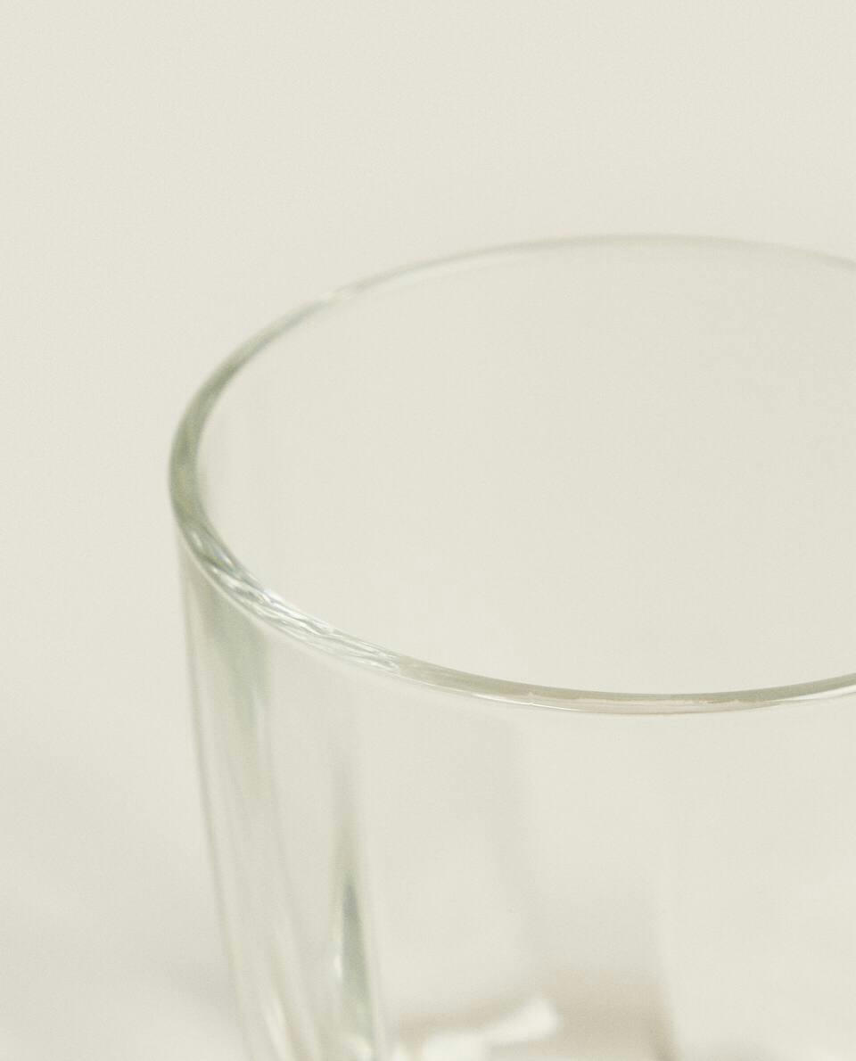 RAISED DESIGN GLASS TUMBLER