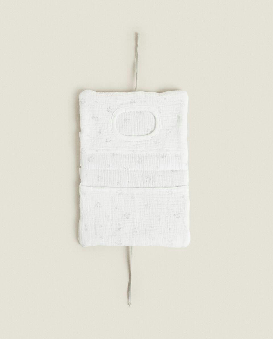 MUSLIN CLOVER BABY WIPE HOLDER