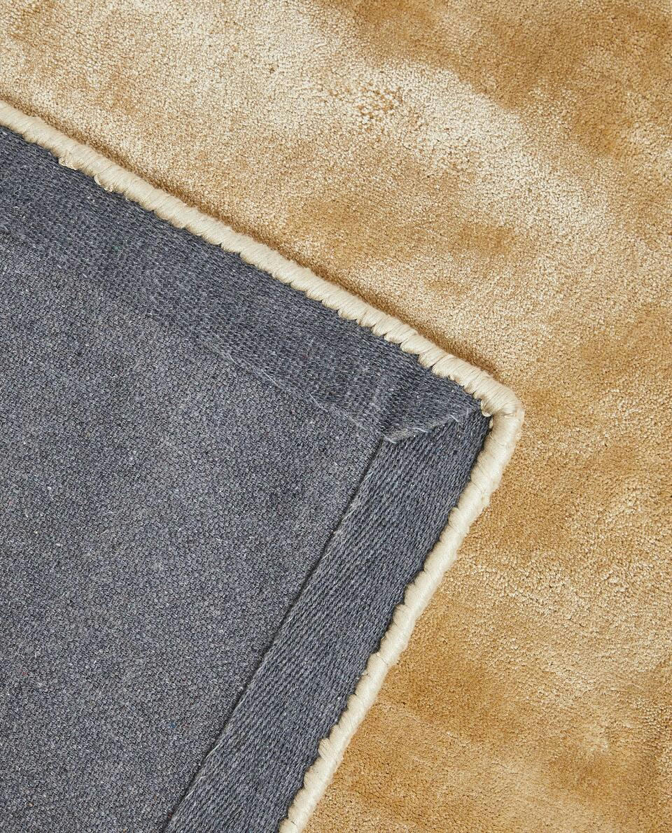 GOLDEN VISCOSE RUG
