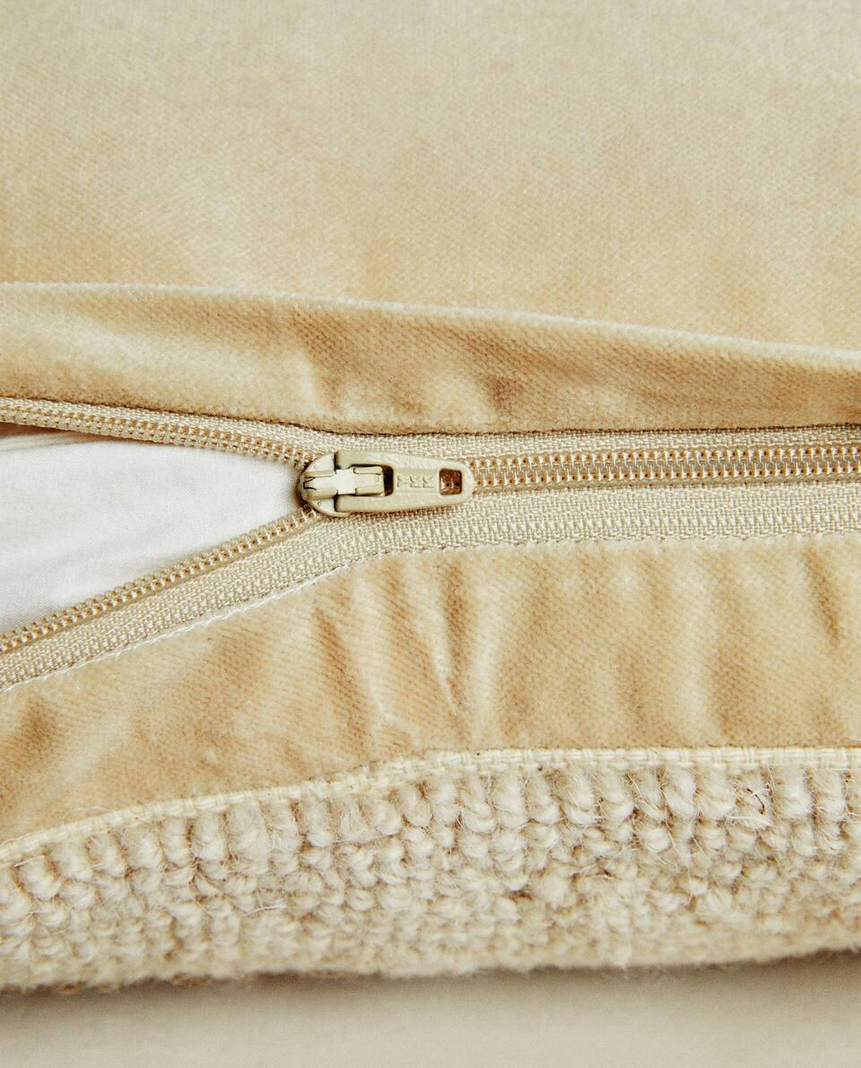 BOUCLé CHRISTMAS DOG CUSHION COVER