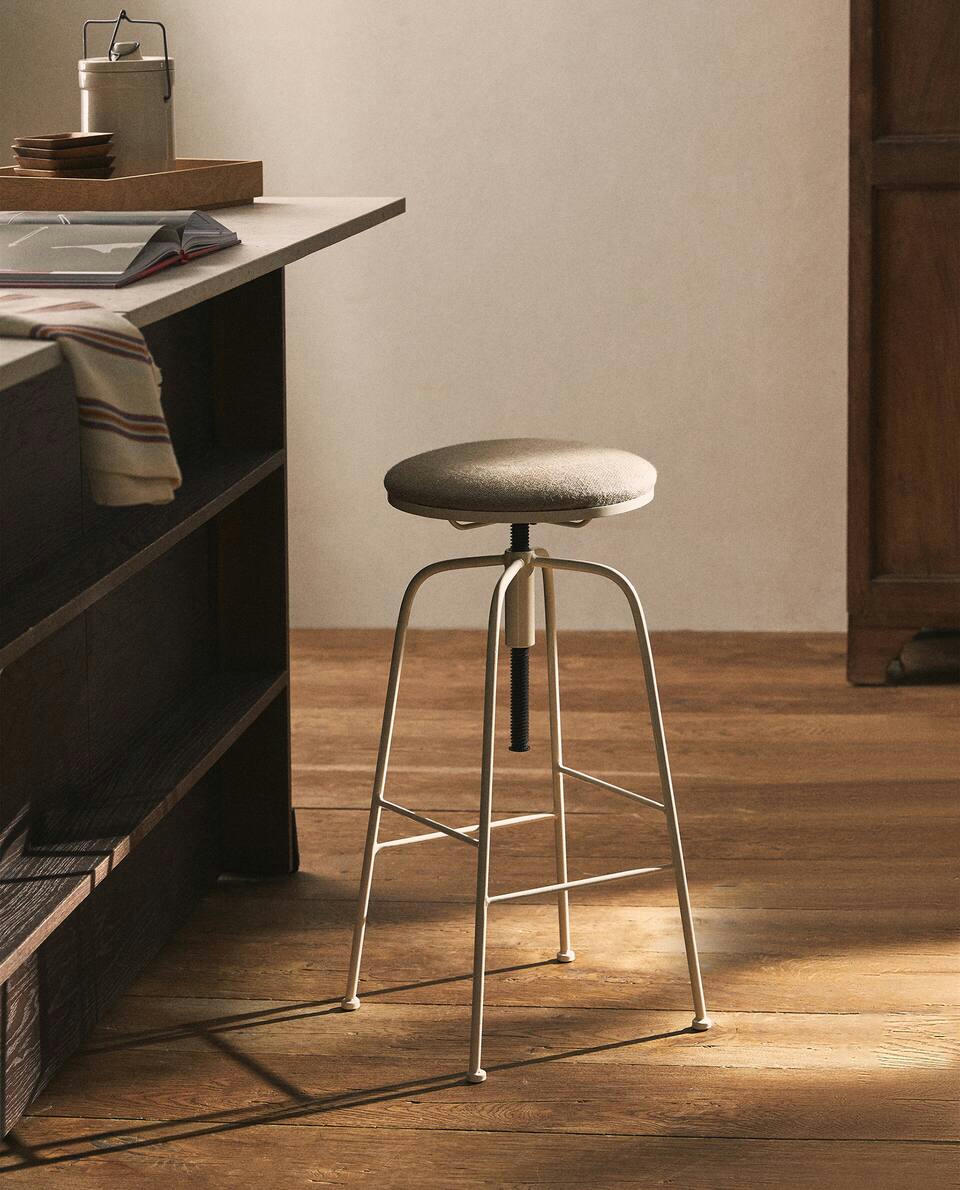 LINEN SWIVEL STOOL