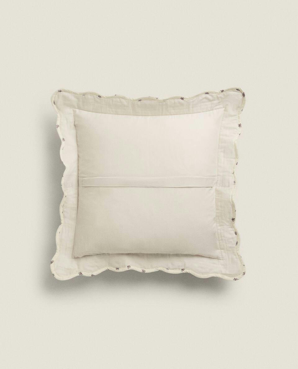 CHILDREN'S FLORAL PRINT CUSHION COVER