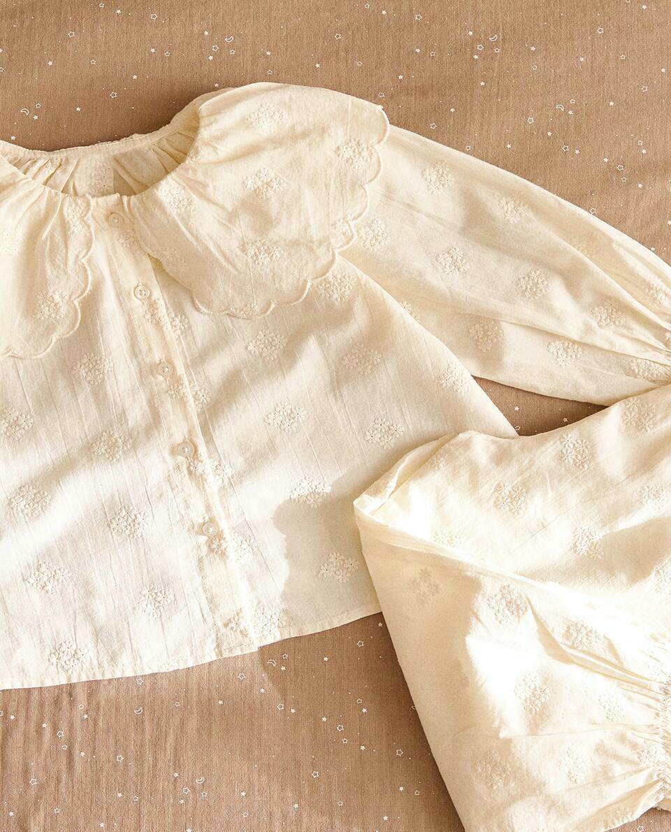 KID’S EMBROIDERED SET OF PYJAMAS WITH RUFFLES