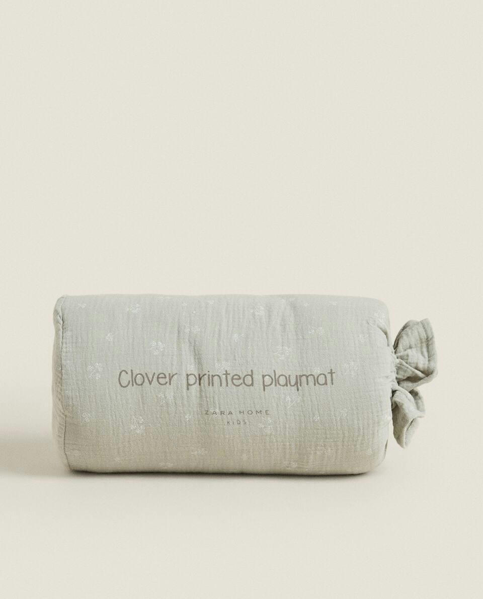 CLOVER PRINT PLAY RUG