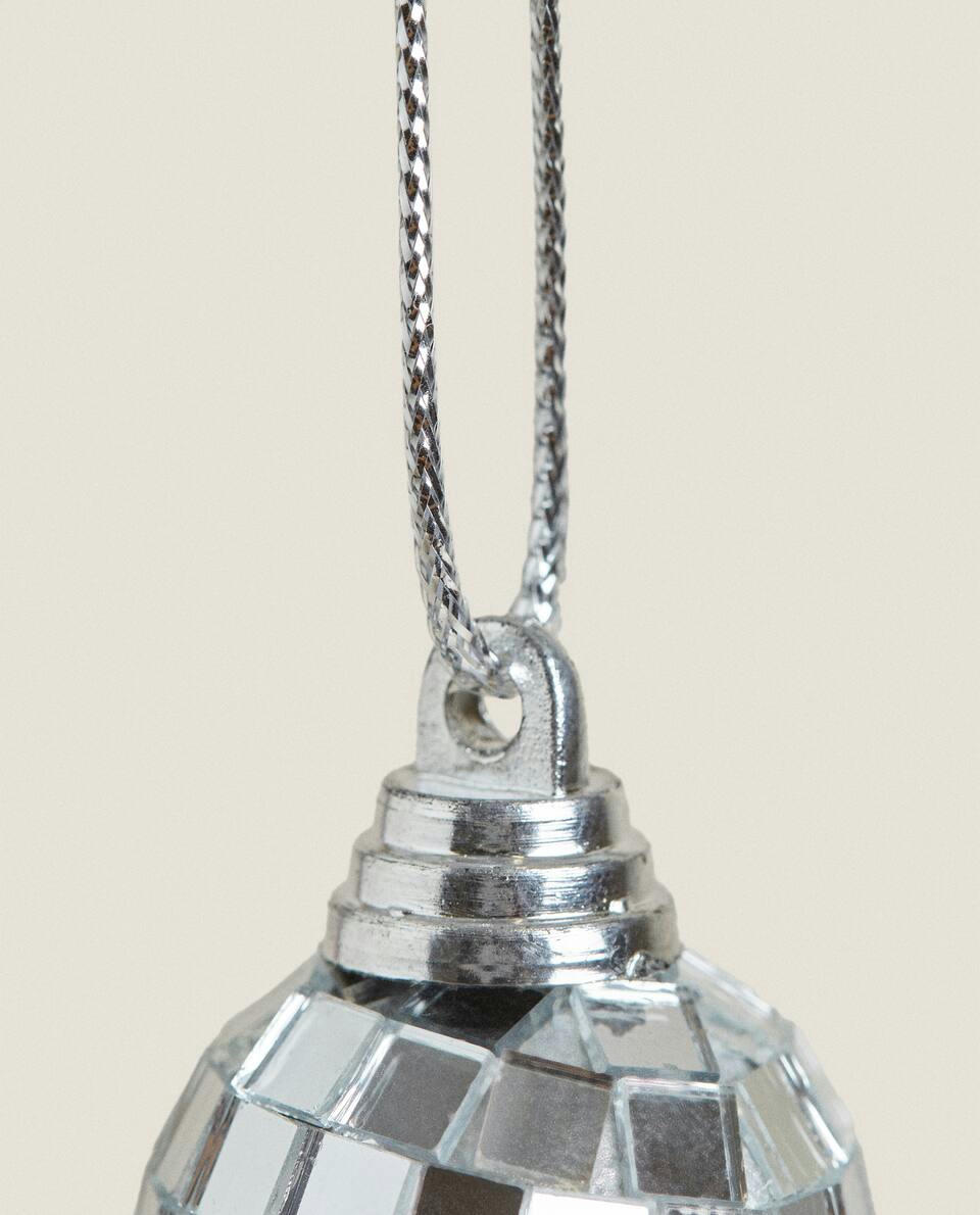 PACK OF CHRISTMAS DISCO BALL DECORATIONS (PACK OF 6)