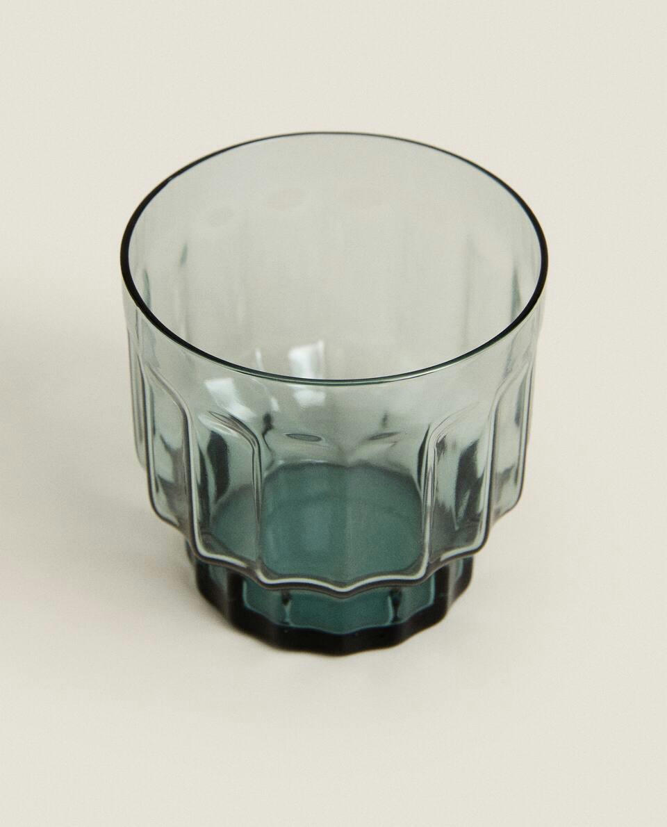 RAISED DESIGN TUMBLER