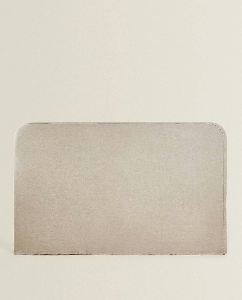 ROUNDED HEADBOARD WITH LINEN COVER