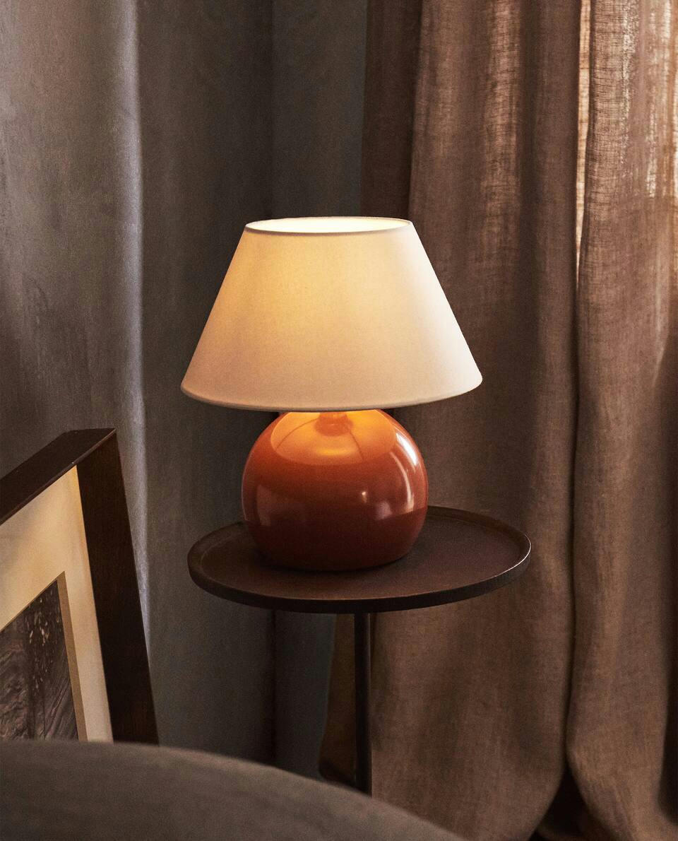 TERRACOTTA COLOURED LAMP