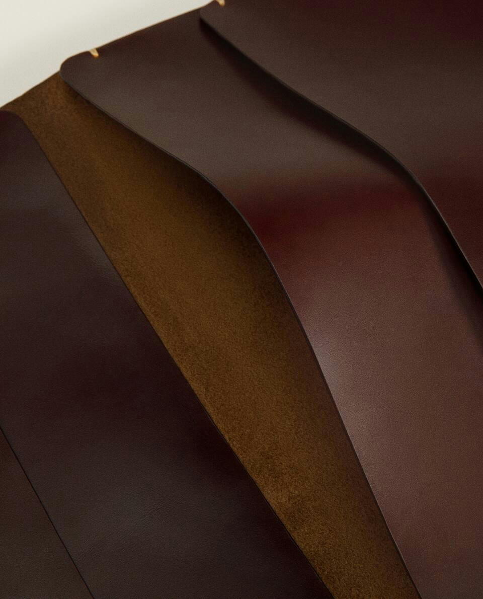 LEATHER TABLET CASE WITH TOPSTITCHING DETAIL