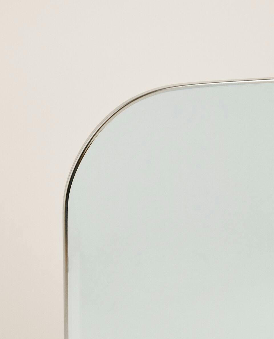 WALL MIRROR WITH ROUND FRAME