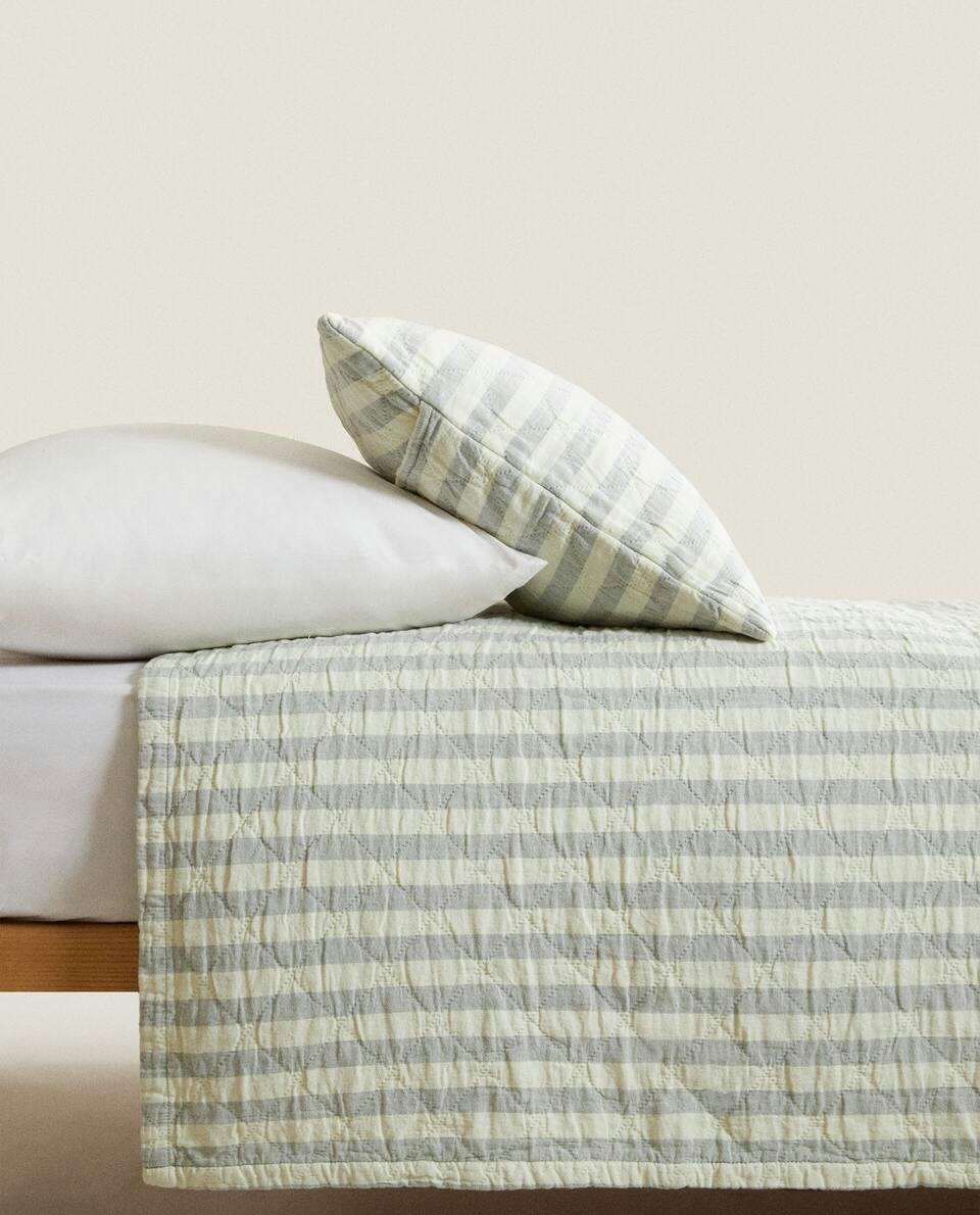 DYED THREAD STRIPED BEDSPREAD