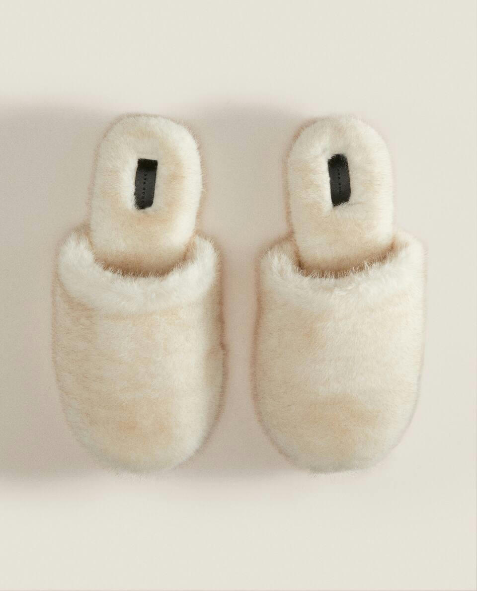 FAUX FUR MULE SLIPPERS