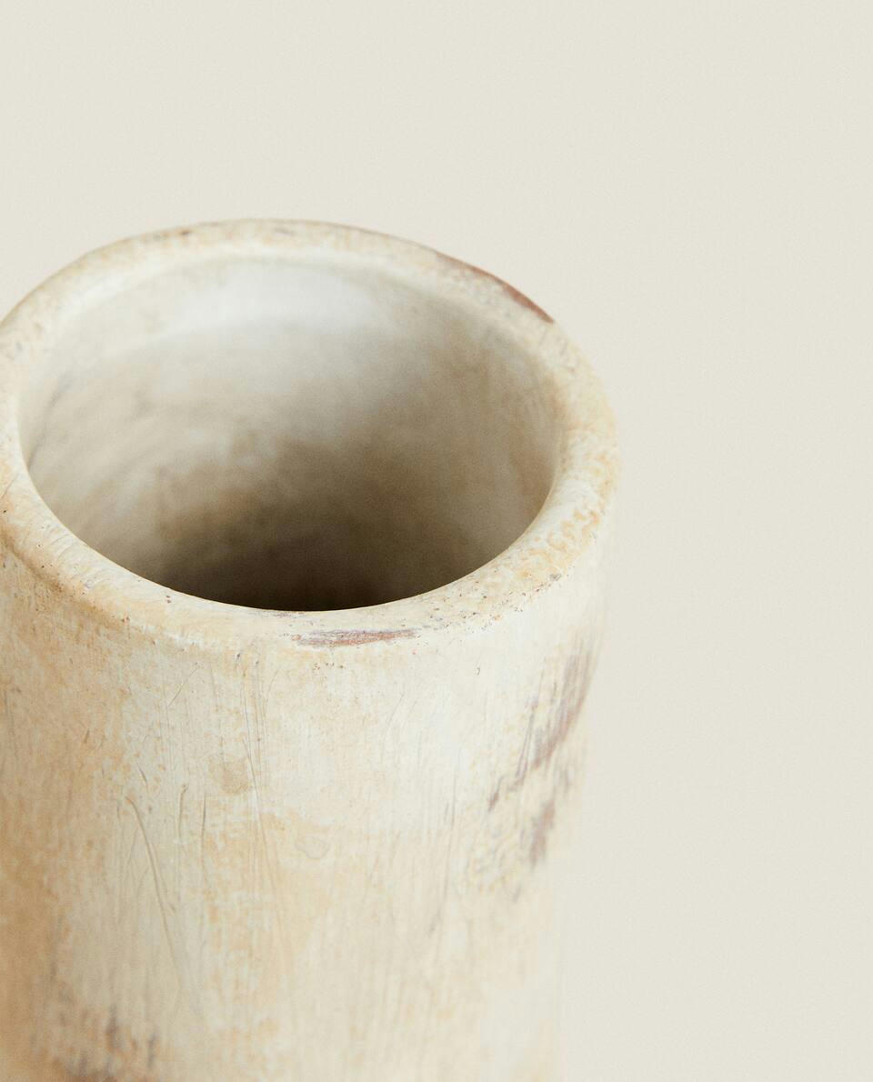 THIN STONEWARE VASE