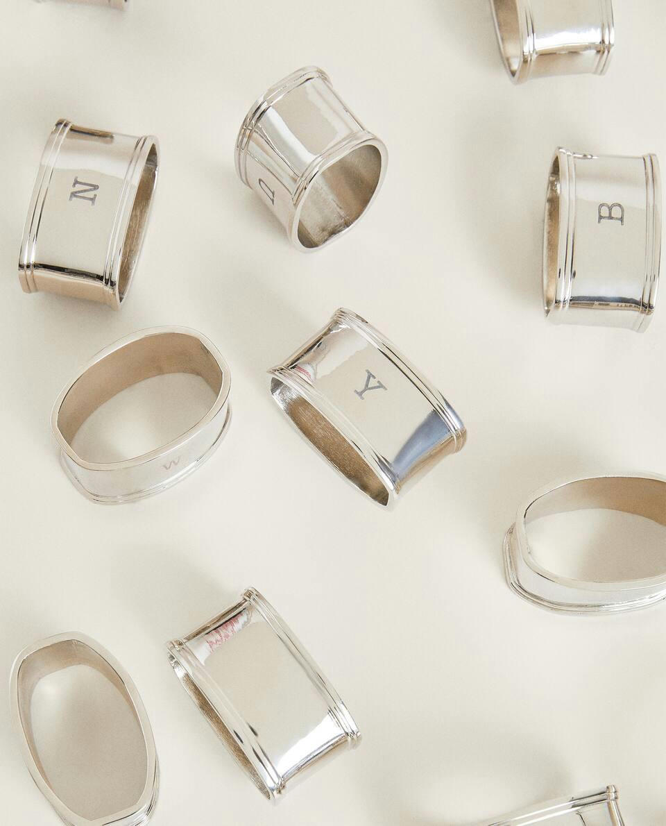 LETTER O NAPKIN RING