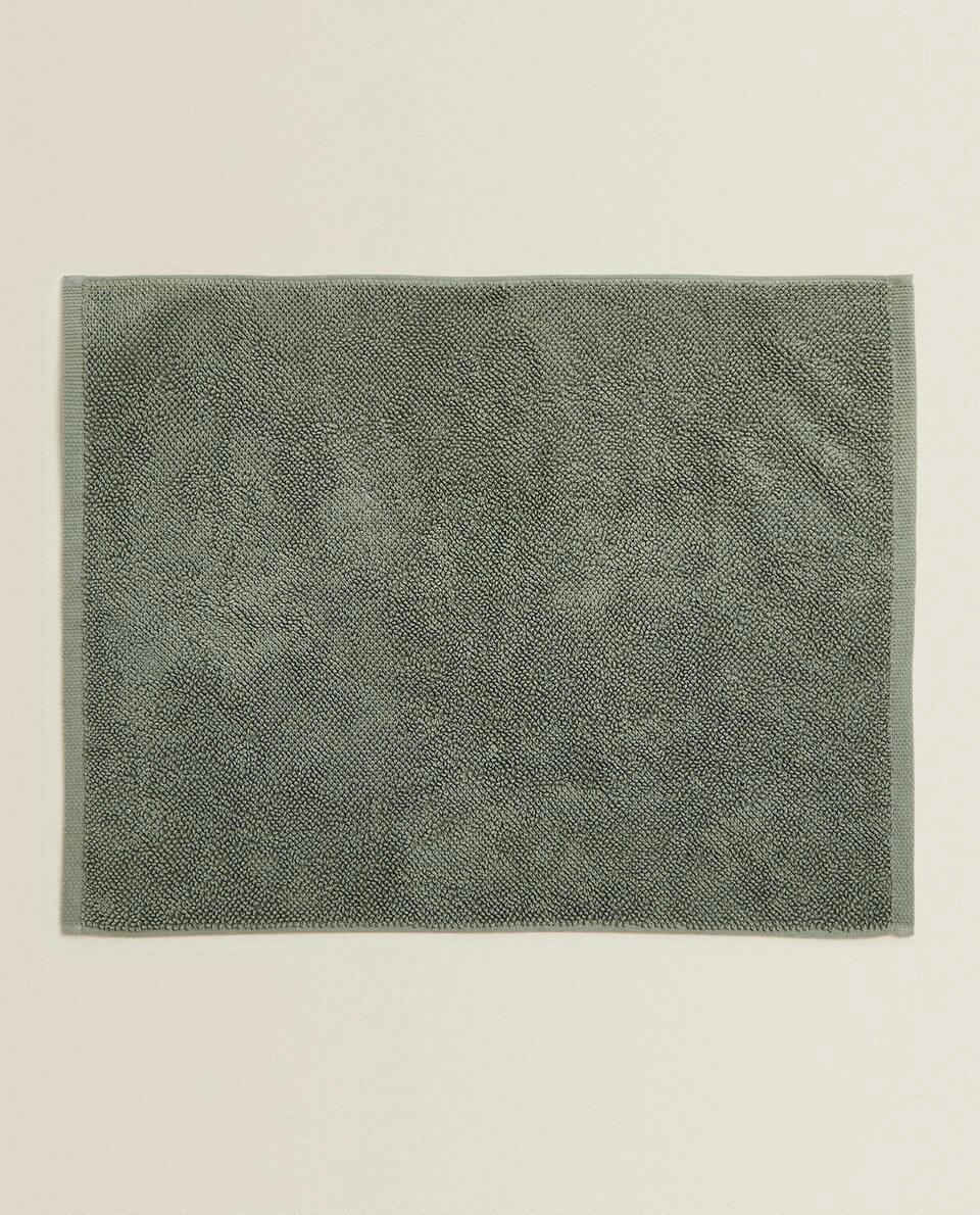 PLAIN BATH MAT RUG