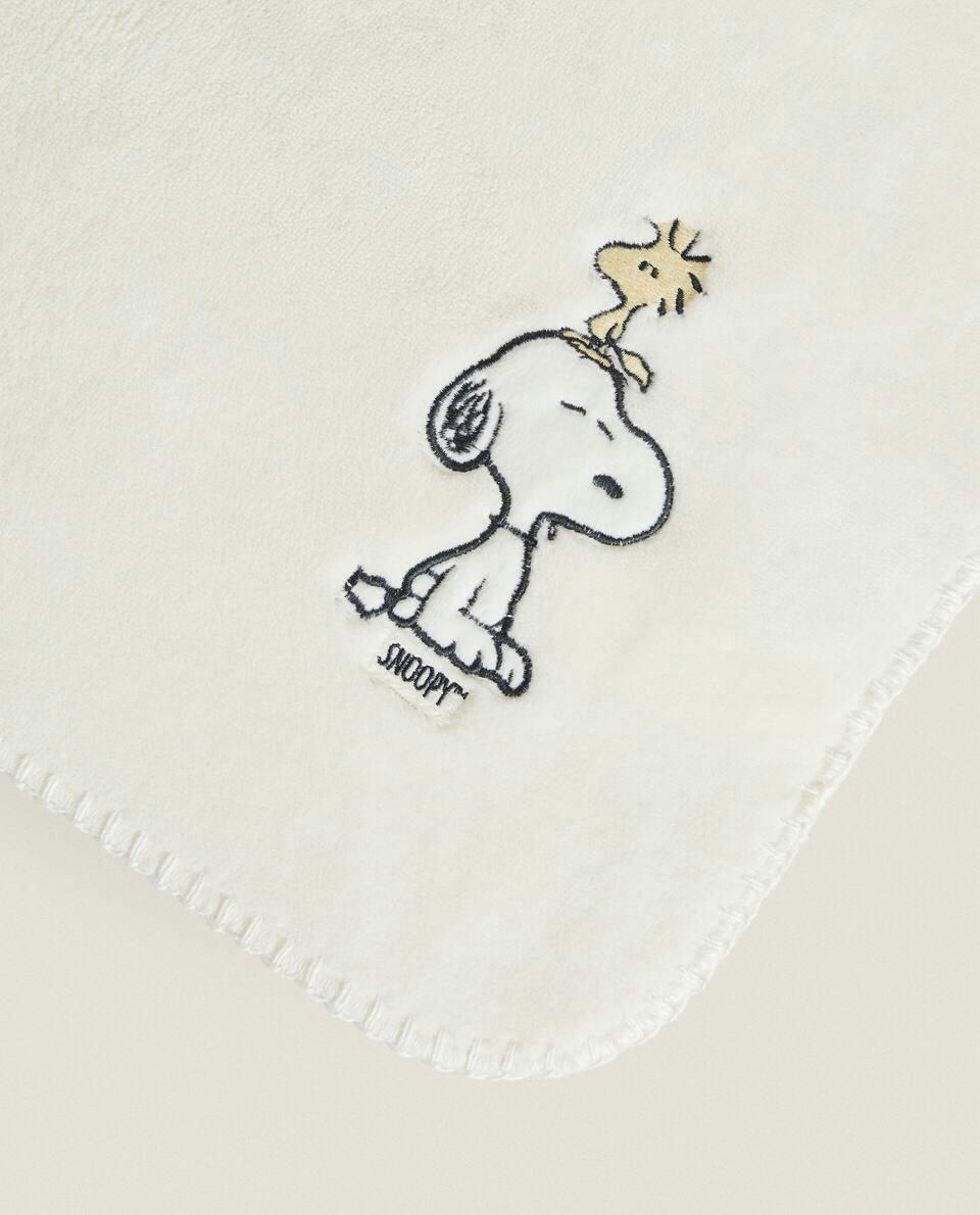 PEANUTS? EMBROIDERED BLANKET