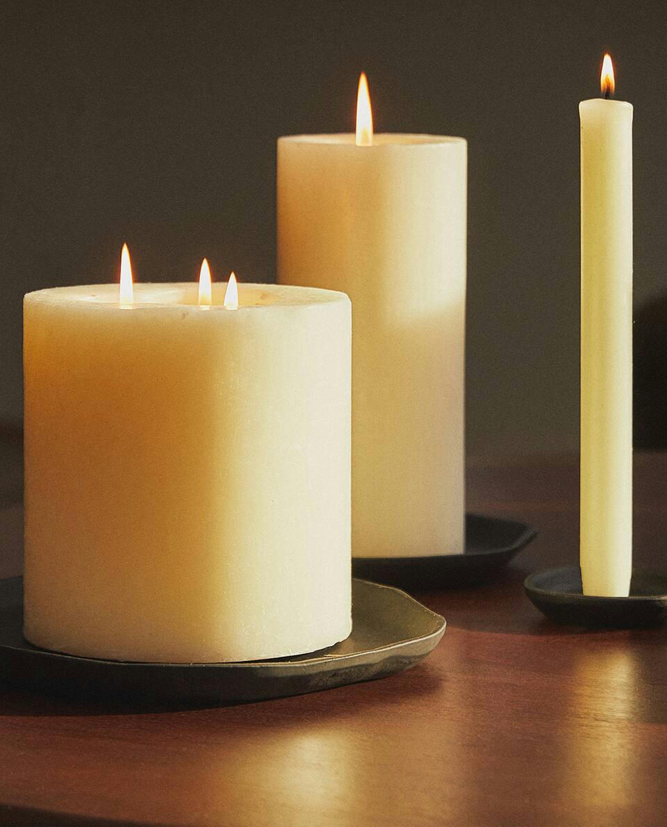 METALLIC CANDLEHOLDER