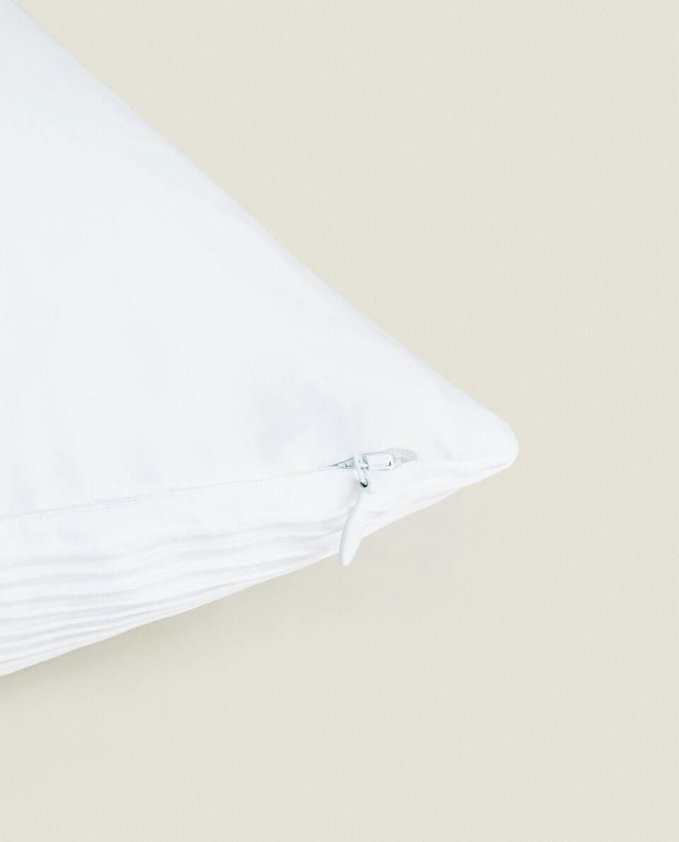 PLEATED CUSHION COVER