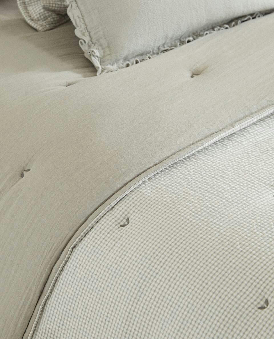 CHILDREN'S SEERSUCKER QUILT